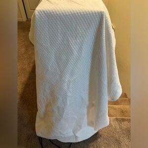 Crib‎ mattress protector